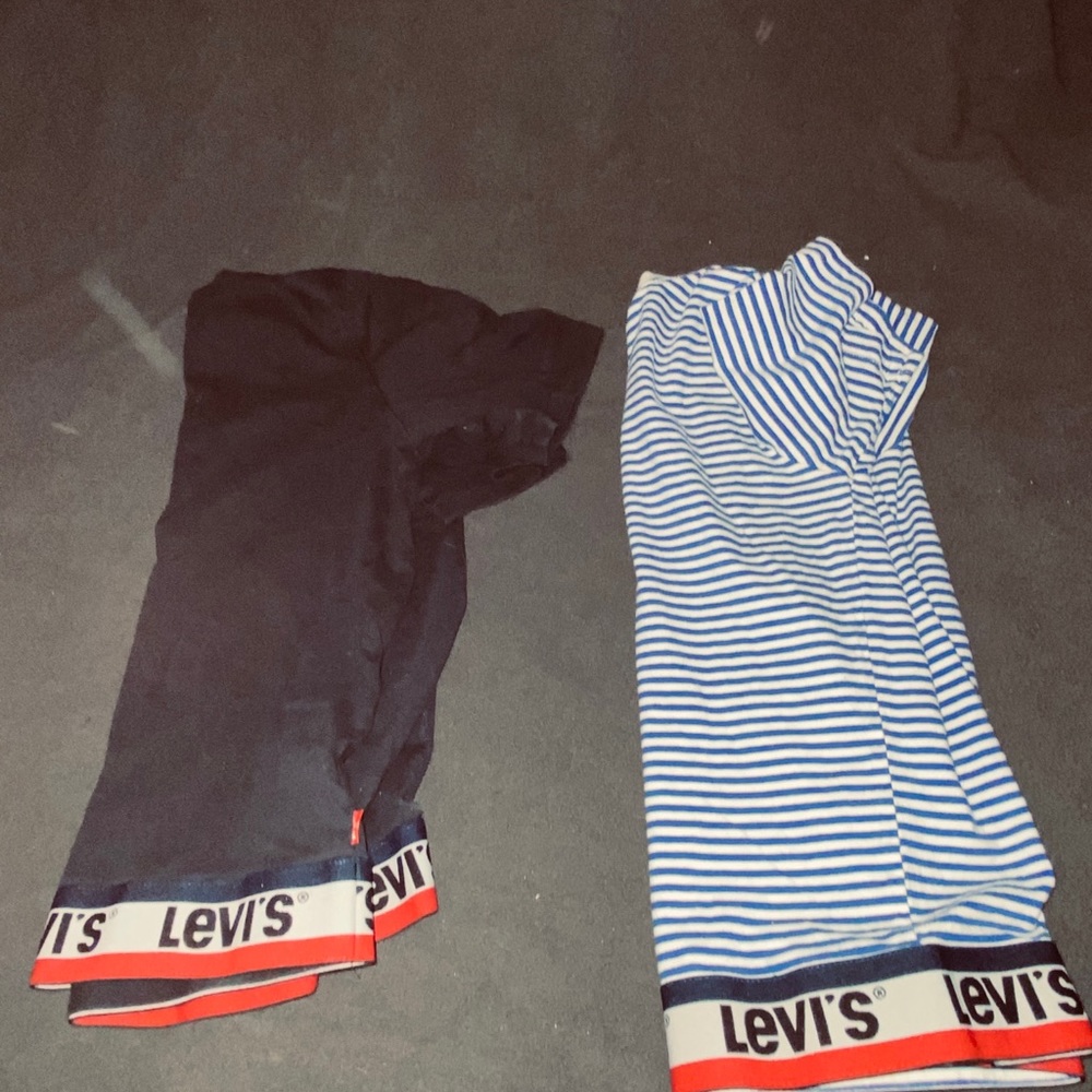 Levi’s shirts